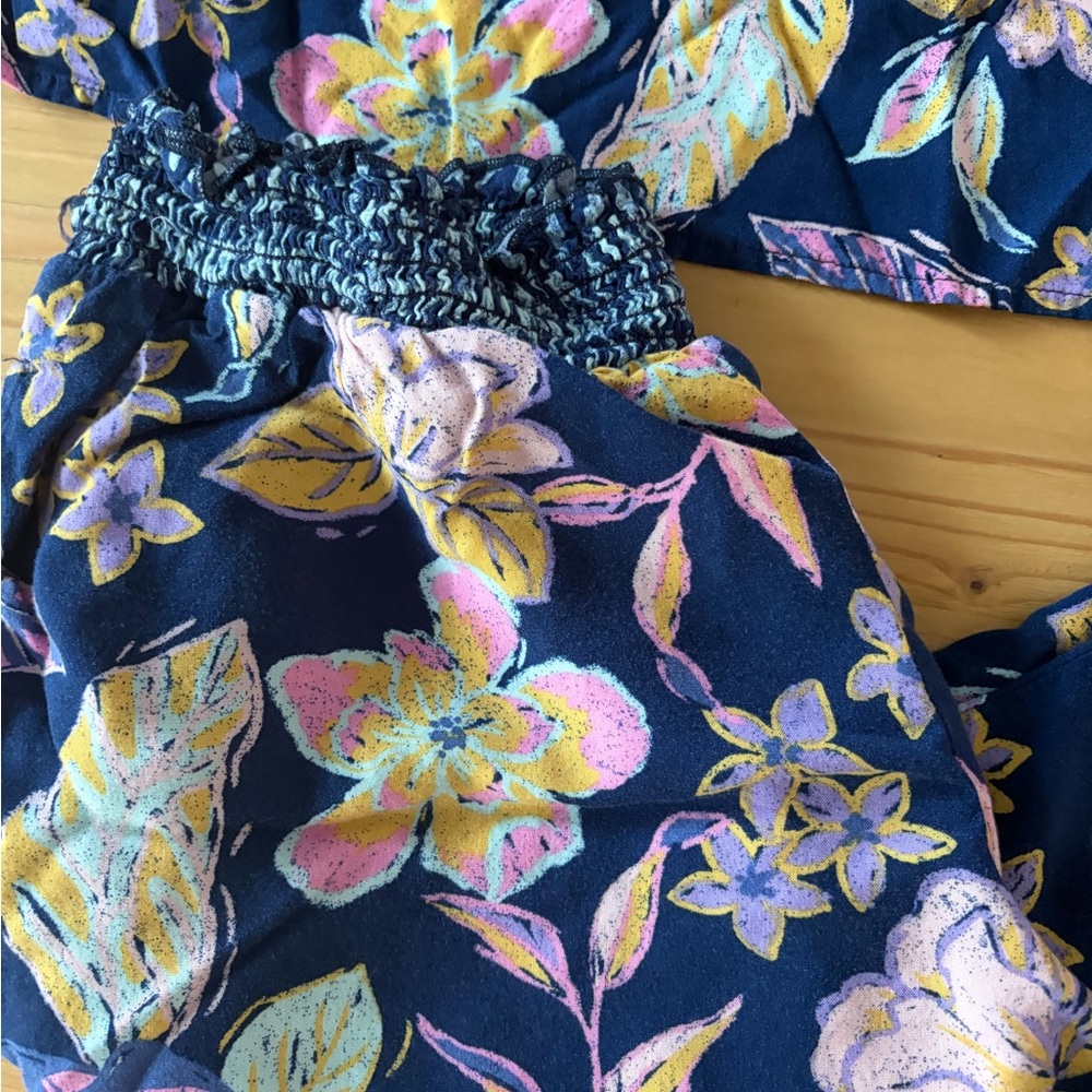 Two-Piece sleeveless blue floral pajama set women’s size small lightweight - Picture 3 of 7